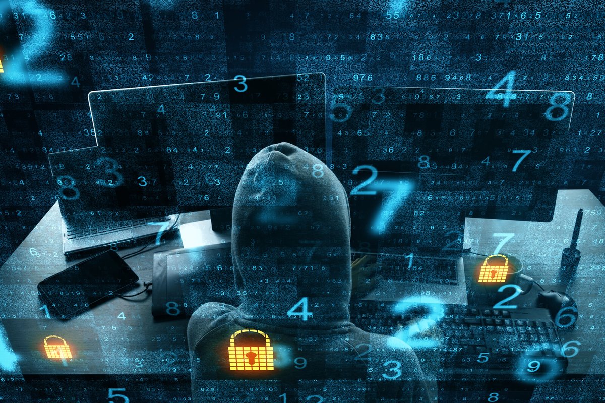 Visualisatie van een cyberaanval op digitale systemen, illustratief voor de risico's van onvoldoende patchmanagement en kwetsbaarheden binnen industriële netwerken van Actemium in Nederland.