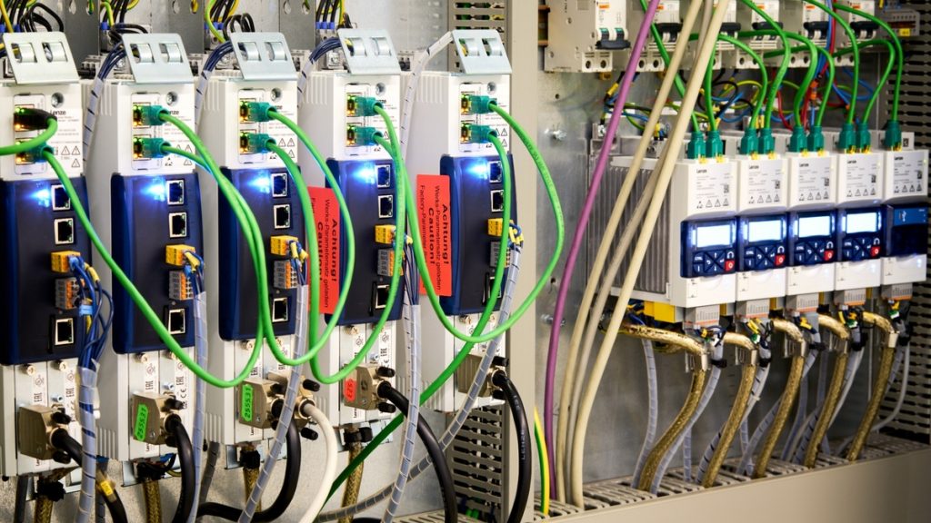 Advanced Medical Solutions werkt samen met Actemium aan retrofit schuimlijn waardoor de veiligheid, betrouwbaarheid en duurzaamheid voor de toekomst zijn geoptimaliseerd.