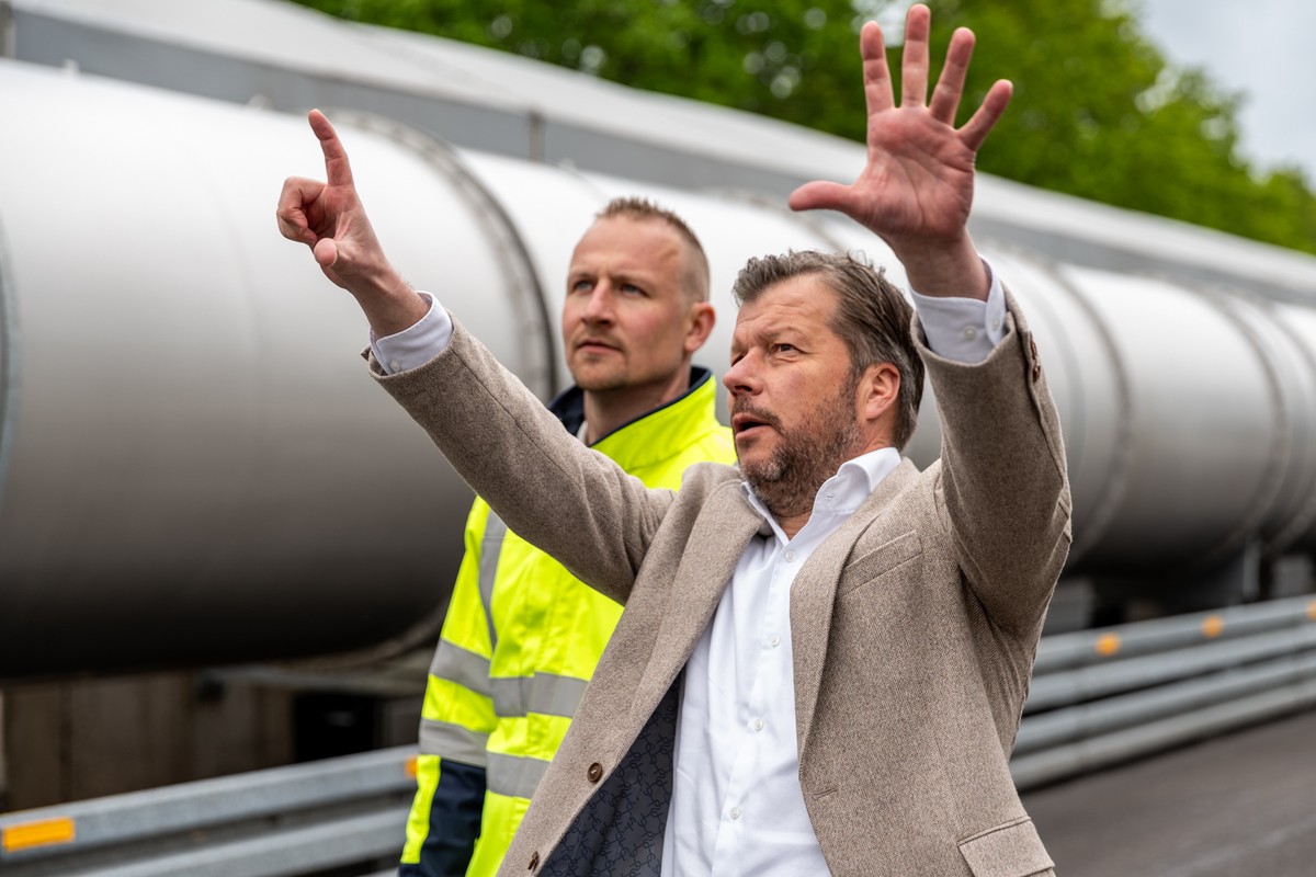 Overleg bij industriële installatie van Noblesse Proteins in Wijster, waarbij technische mogelijkheden en procesverbeteringen worden besproken.