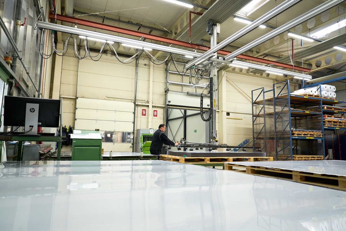 Nanogate Netherlands heeft eerst ‘geproefd’ aan een MES en aangezien ze al snel meer inzicht in stilstand kregen, besloot ermee door te gaan en te investeren.
