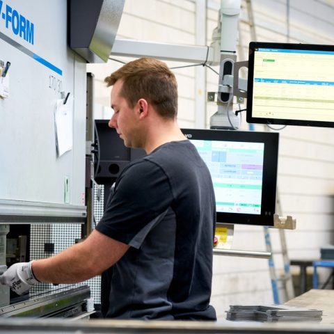 Vencosteel verbetert efficiëntie en reduceert beheerlast door overstap naar papierloos werken met MES-systeem