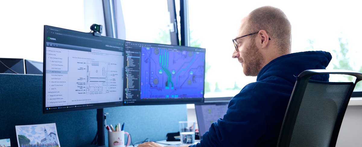 Engineer Die Bezig Is Met Ontwikkeling Actemium In Nederland Locatie Uden