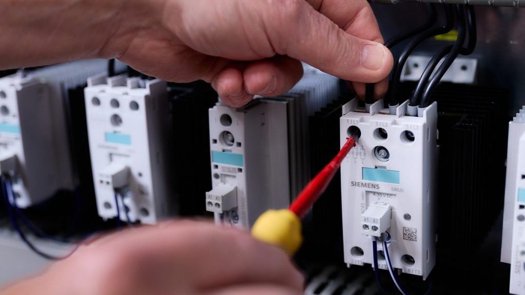 Schroevendraaier Paneelbouw Actemium In Nederland Locatie Schijndel