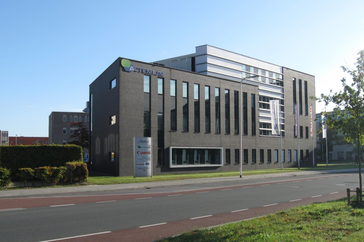 Actemium locatie in Zwolle. Een opvallend pand, centraal gelegen, huisvest een team van specialisten die werken aan industriële automatisering, E&amp;I Engineering.