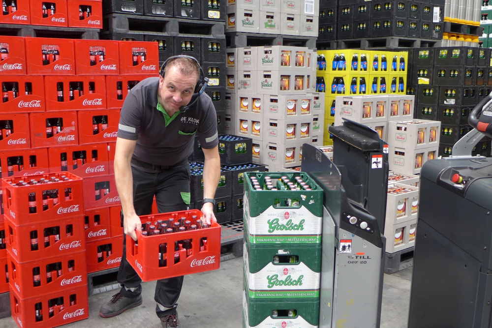 De Klok Dranken verhoogt magazijnefficiency met voicepicking